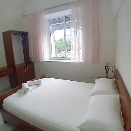 House Cela 3*