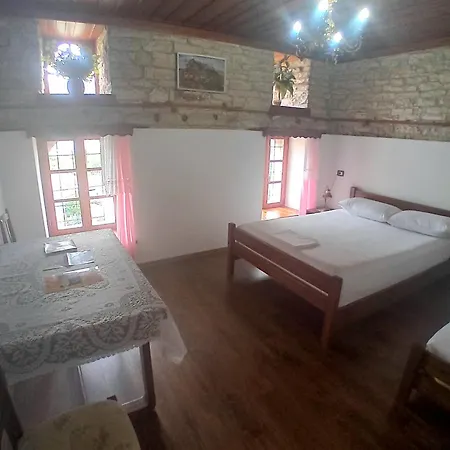 Hotel House Cela Gjirokastër