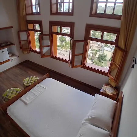 House Cela Gjirokastër