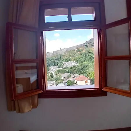 House Cela Hotel 3*