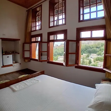 Hotel House Cela 3*