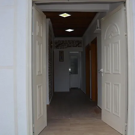 Guest House Cela Guest house
