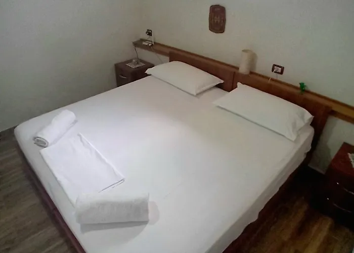House Cela 3*
