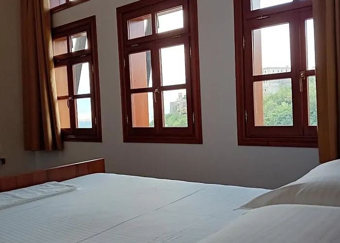 House Cela Hotel