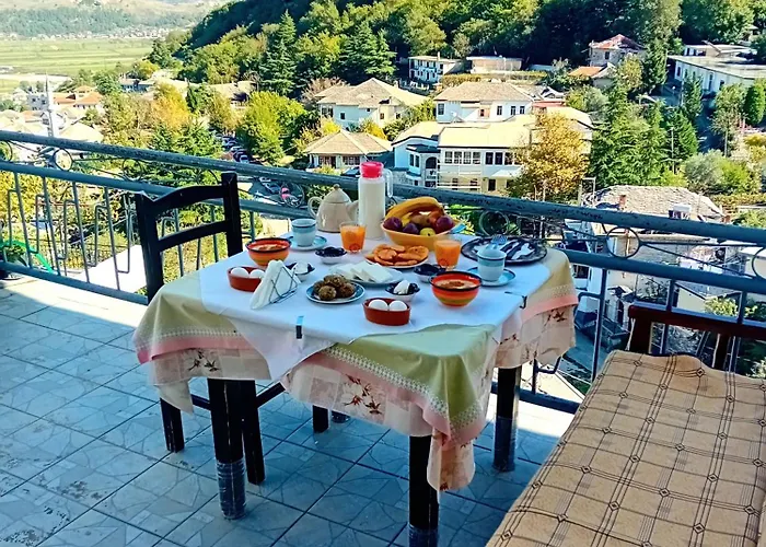 호텔 House Cela Gjirokastër