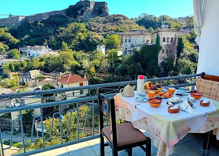 House Cela 3* Gjirokastër