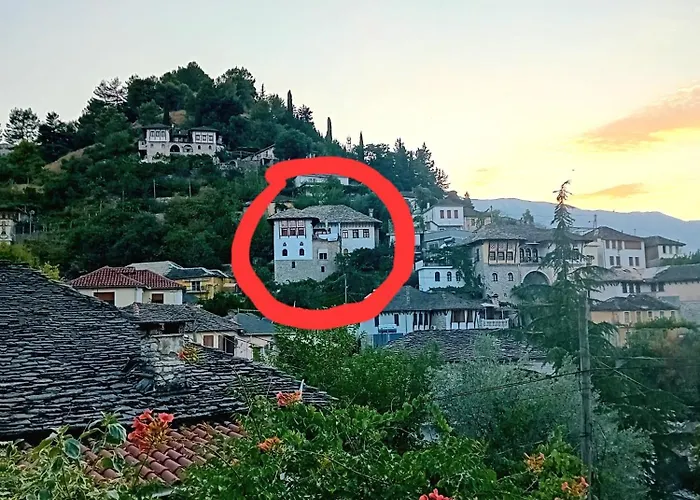 House Cela Gjirokastër