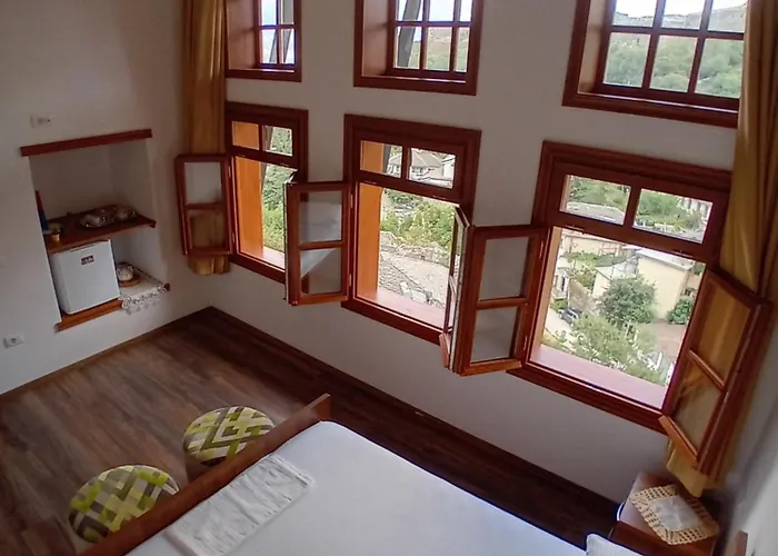 House Cela Gjirokastër